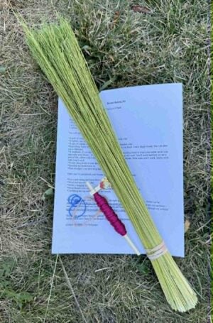 Broom Making 101 - Quince - Hawk Tail