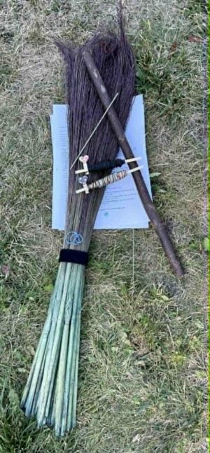 Broom Making 401 - Gnome - Cobwebber