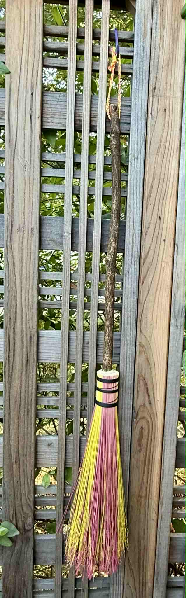 Broom Making 301 - Sugar Baby - Simply Witchy Standard or Dancing/Walking Broom - Image 3