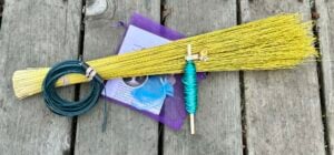 201 KIT ONLY - Presence - Reed Plaited Handle Turkey Wing Whisk